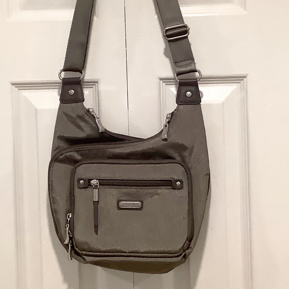 Baggallini crossbody bag